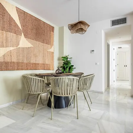 Amplisimo De Diseno Nuevo En El Corazon De Triana, Parking Included * Σεβίλλη