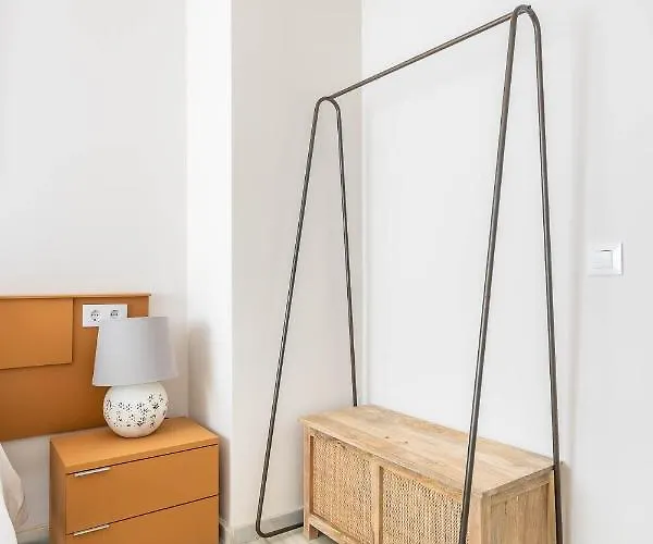 Amplisimo De Diseno Nuevo En El Corazon De Triana, Parking Included Lejlighed